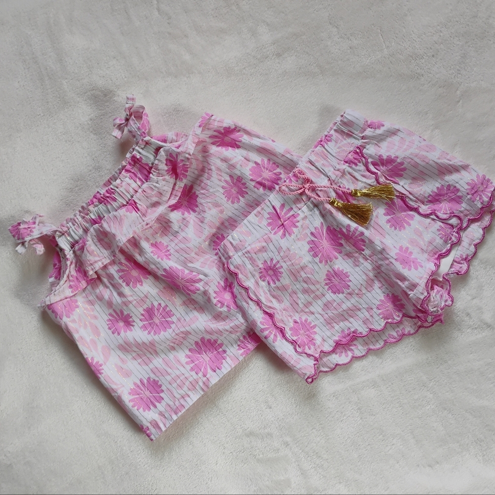 Super Cute 2 Piece Summer Top & Shorts Set | Floral Ruffle Scalloped | 2T